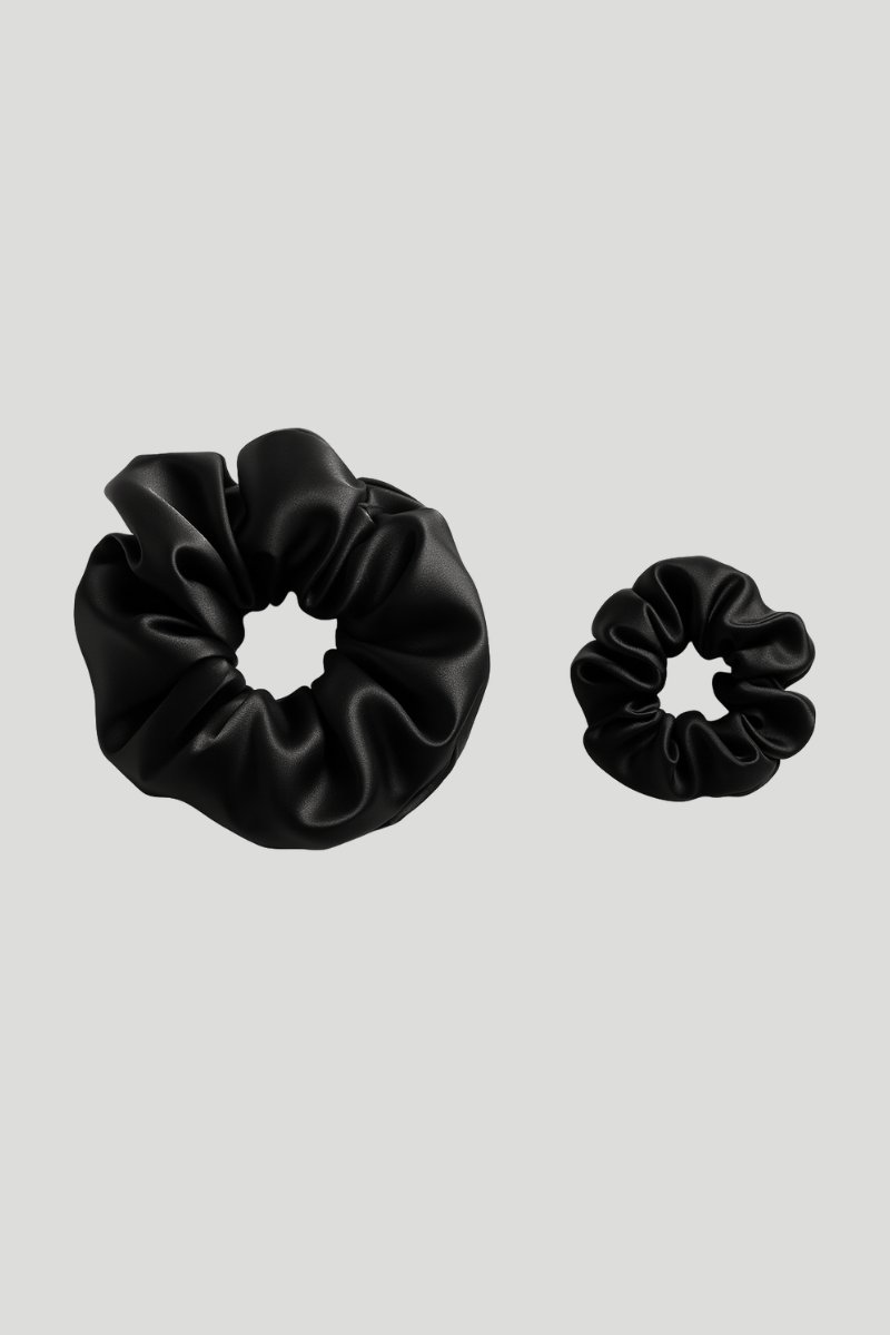 Max Simple Silk Classic Scrunchie-Black
