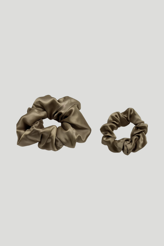 Max Simple Silk Classic Scrunchie – Taupe