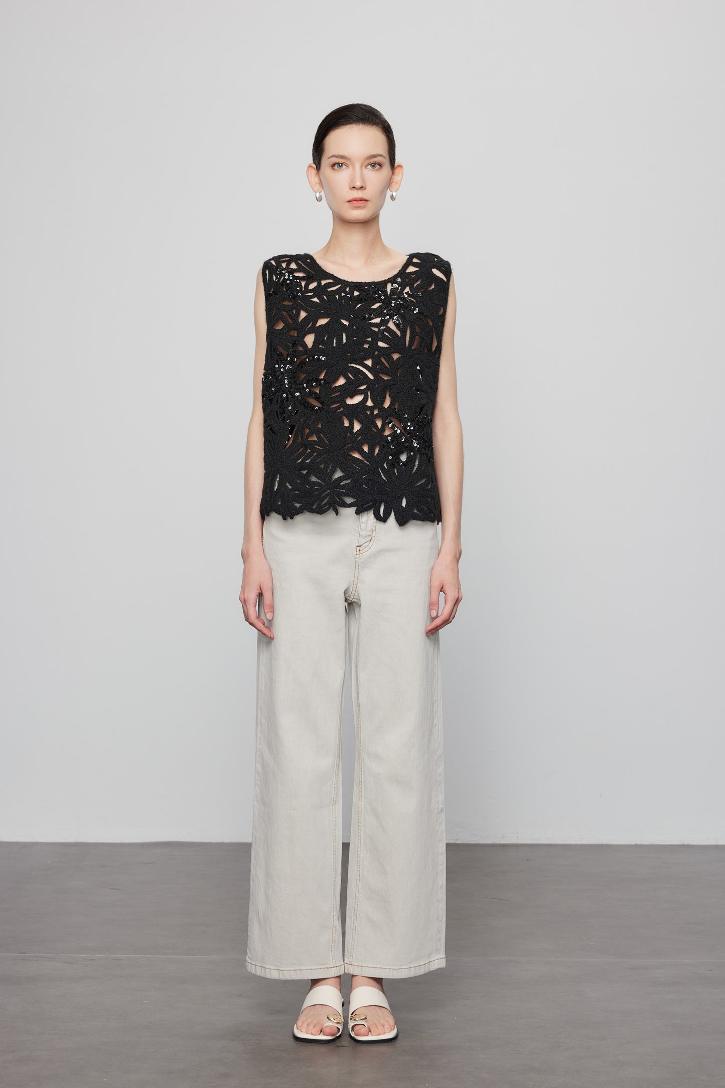 Beaded Crochet  Vest In Black