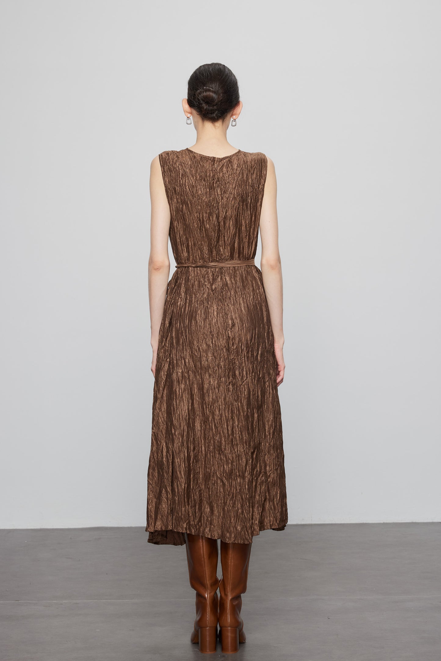 V Neck Pleated Belted Sleeveless Dress