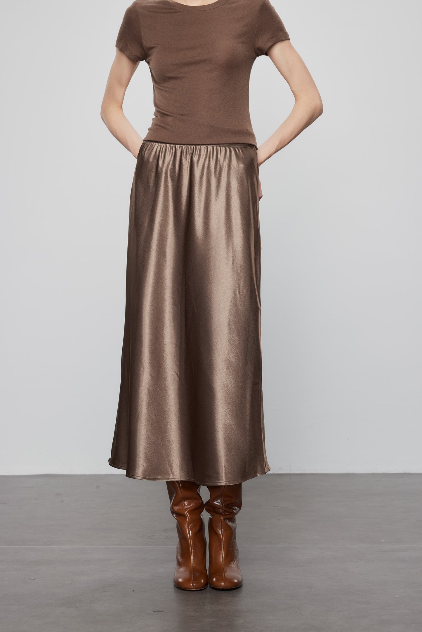 Glossy Skirt  In Coffee