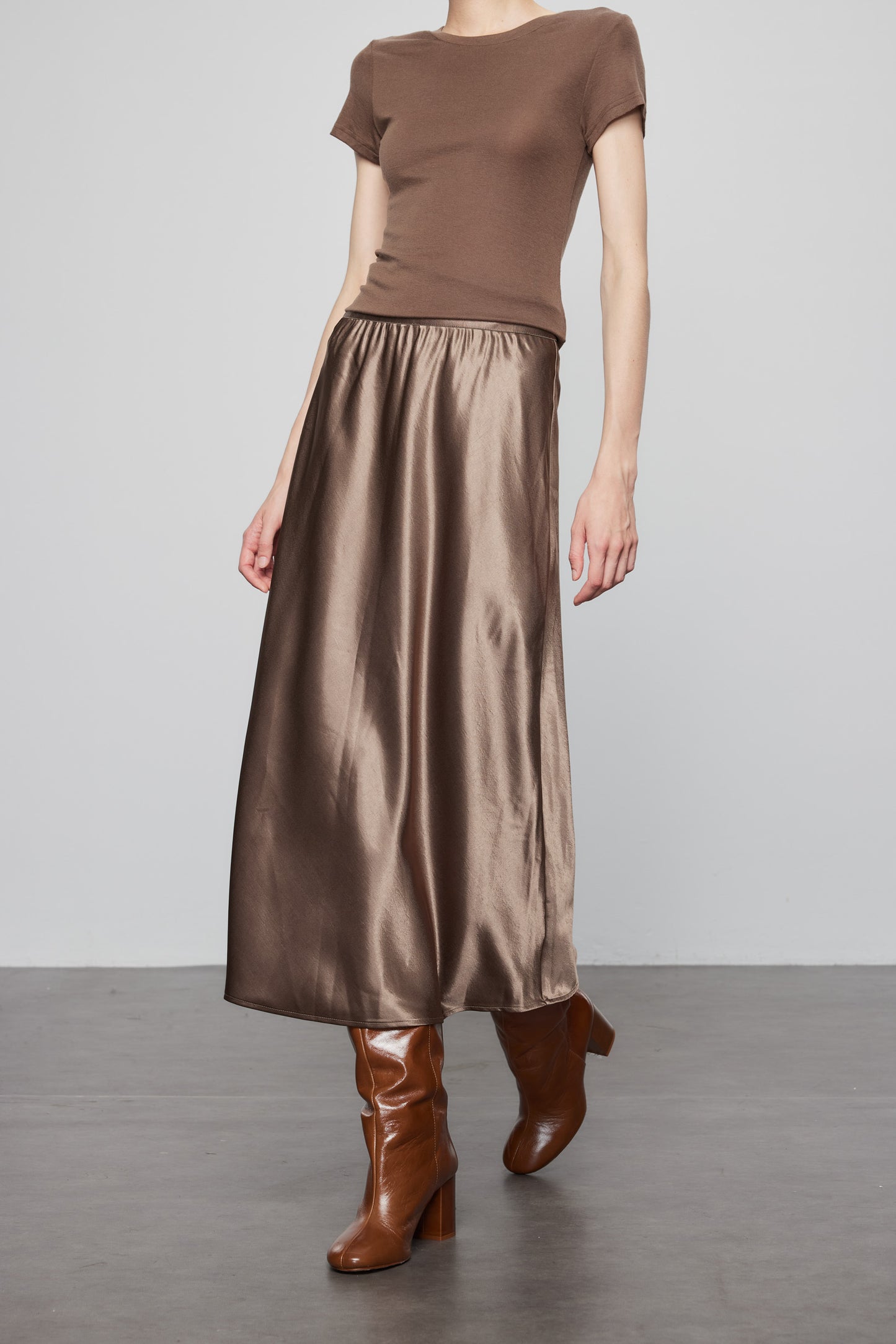 Glossy Skirt  In Coffee