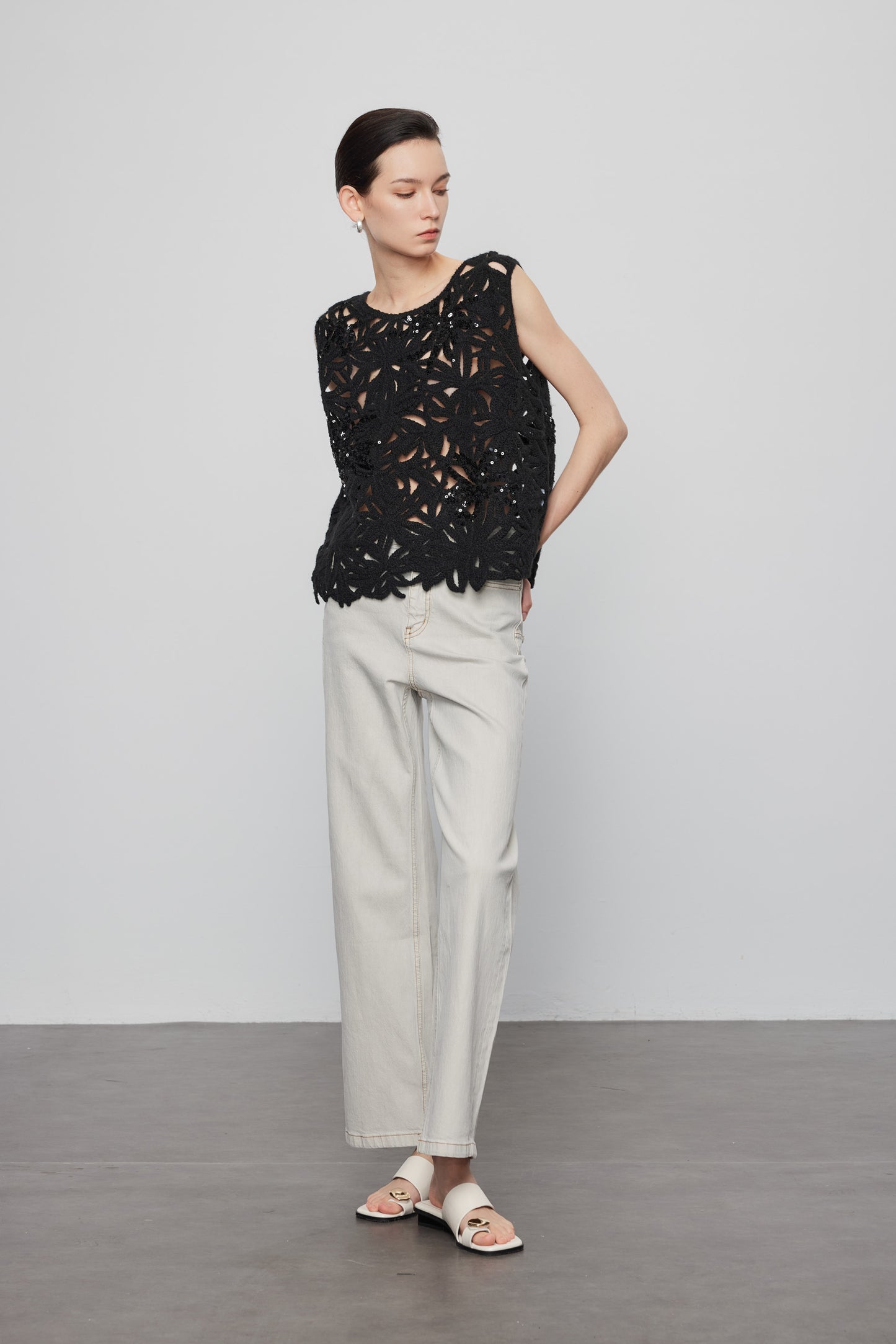 Beaded Crochet  Vest In Black