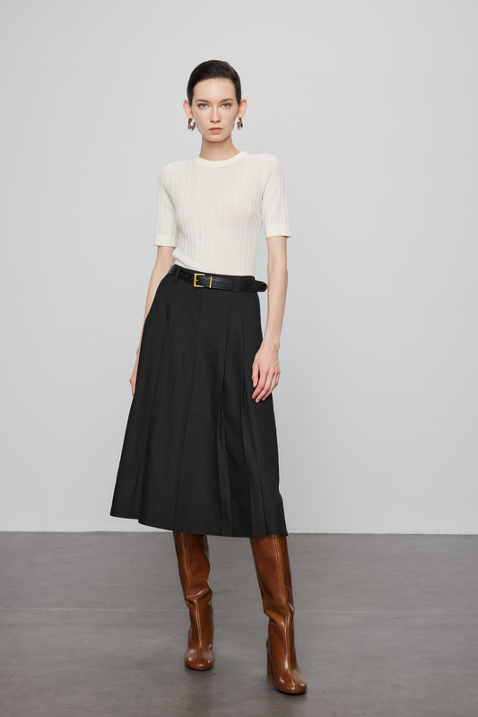 Round Wool Short Sleeve Top