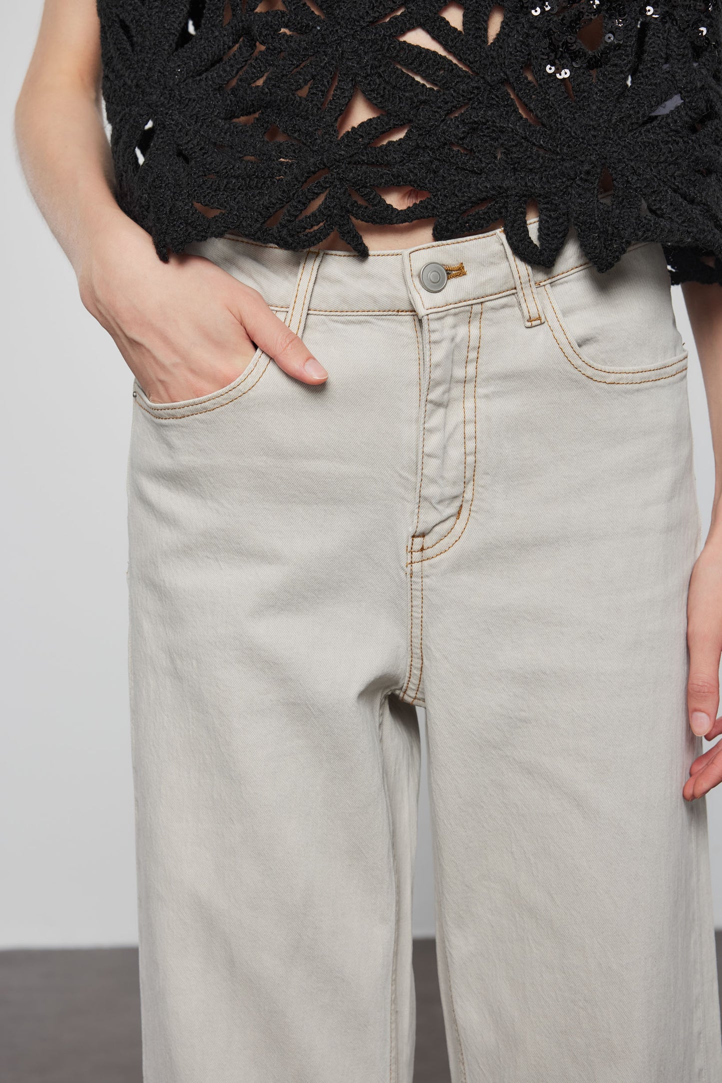 Straight Jeans
